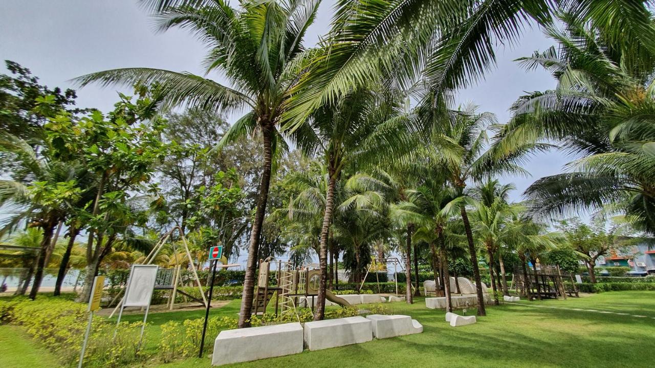 By The Sea Beach Luxury Resort - Batu Ferringhi Eksteriør billede